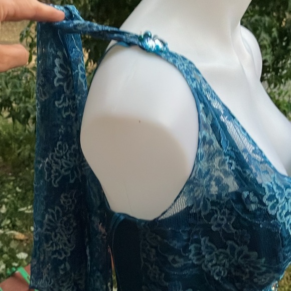 Modern Maids bridesmaid gown with jeweled hip brooch one shoulder lace size 10 - Picture 9 of 14